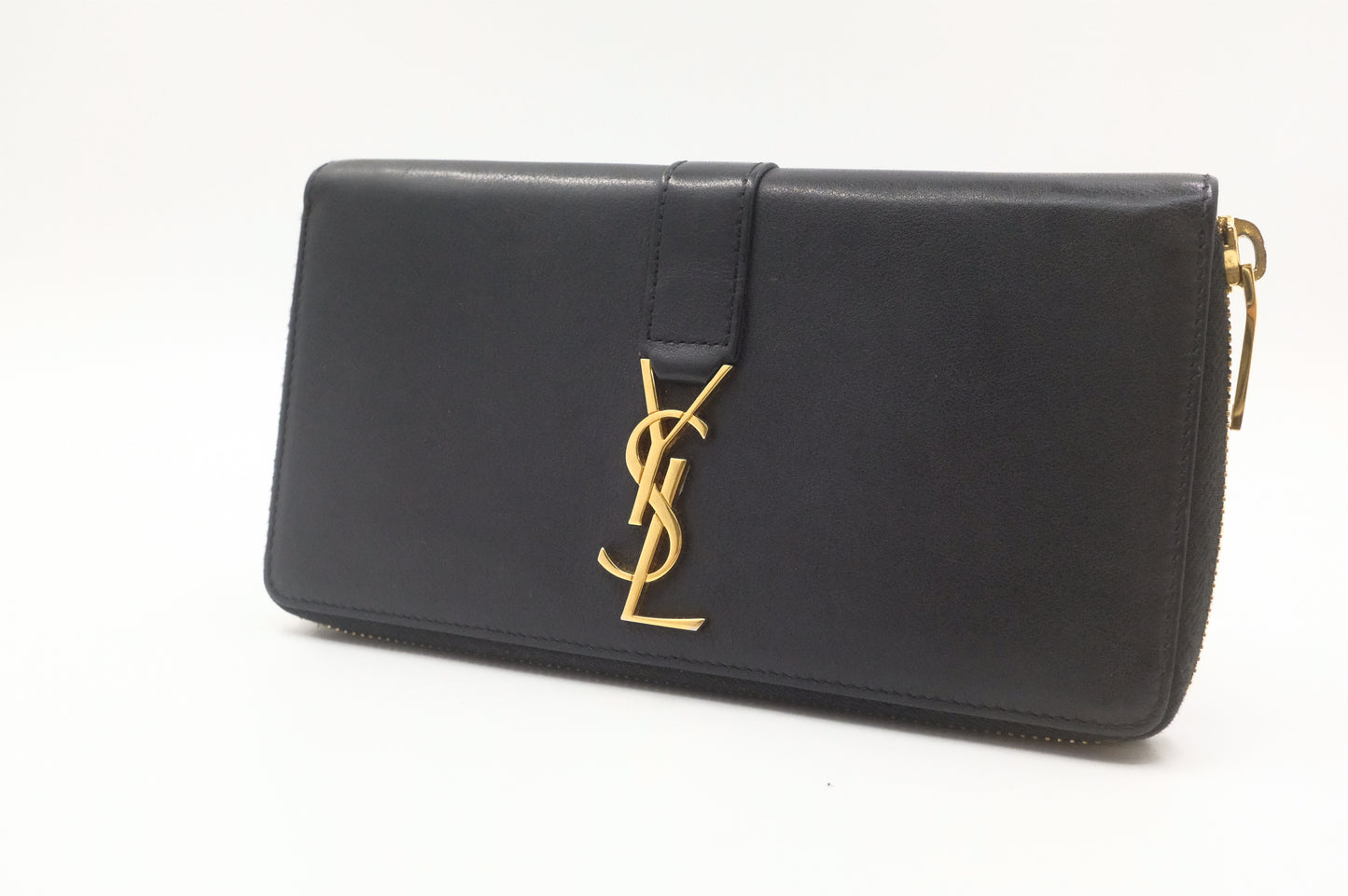 YSL Saint Laurent Zippy Wallet in Black Leather