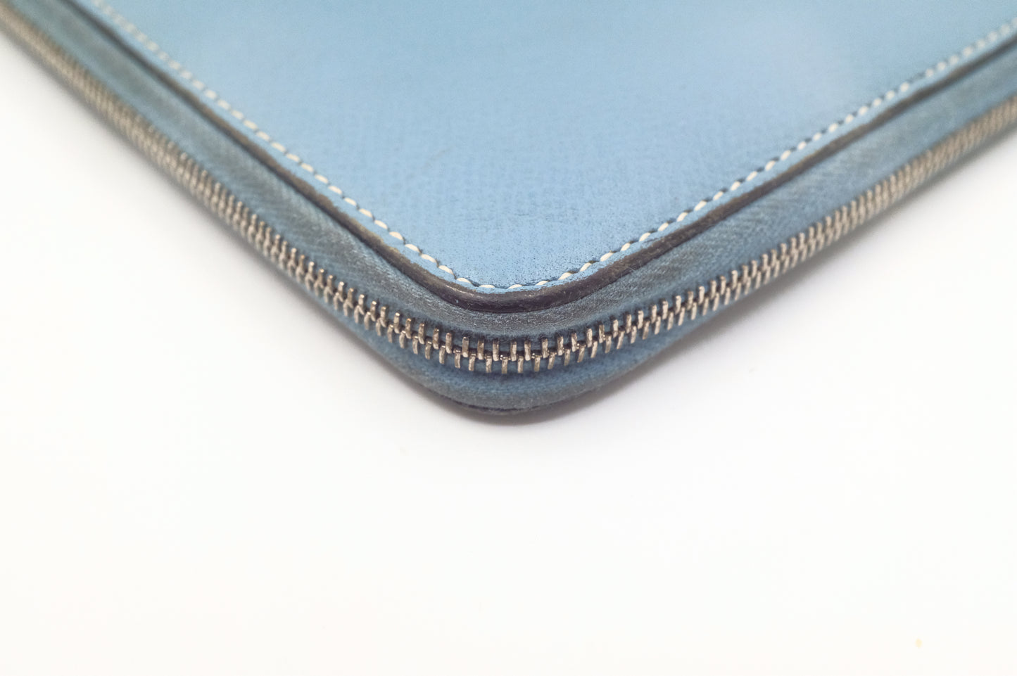 Hermes Globetrotter Zip Agenda in Blue Leather