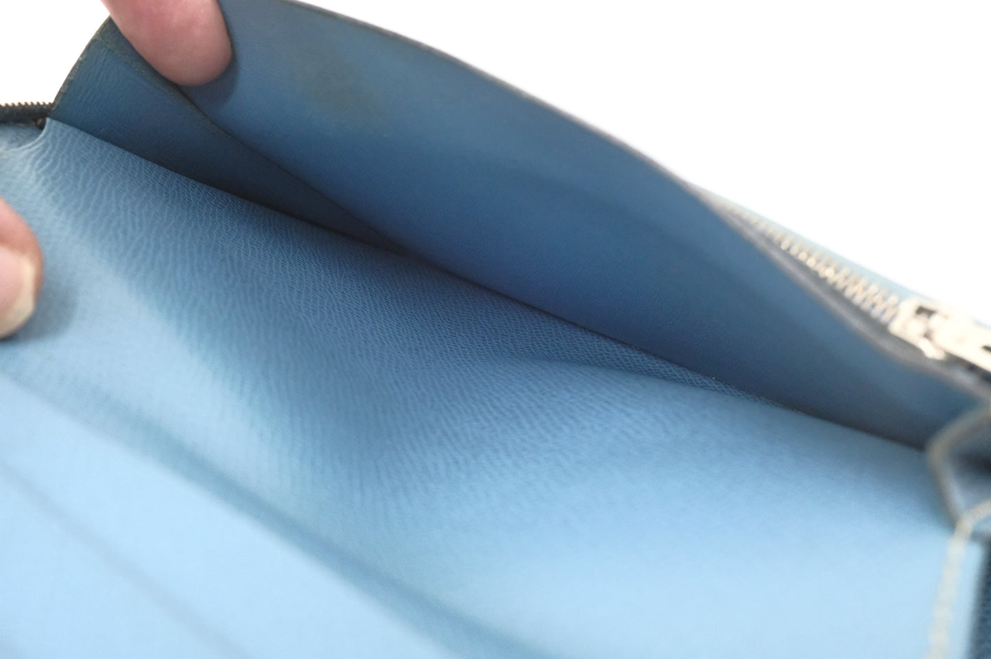 Hermes Globetrotter Zip Agenda in Blue Leather