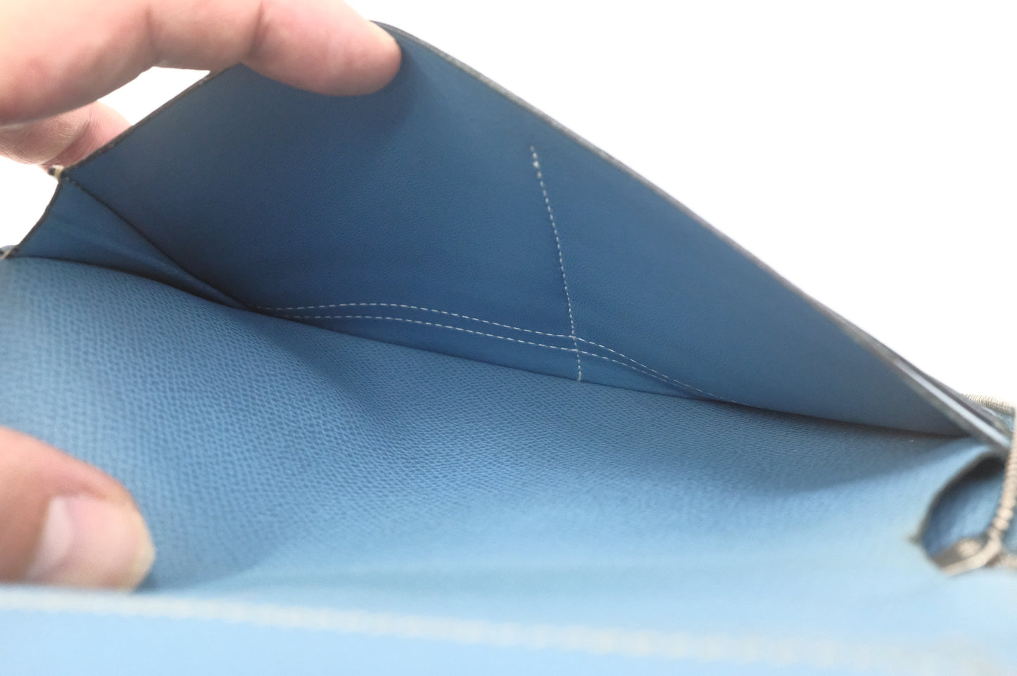 Hermes Globetrotter Zip Agenda in Blue Leather