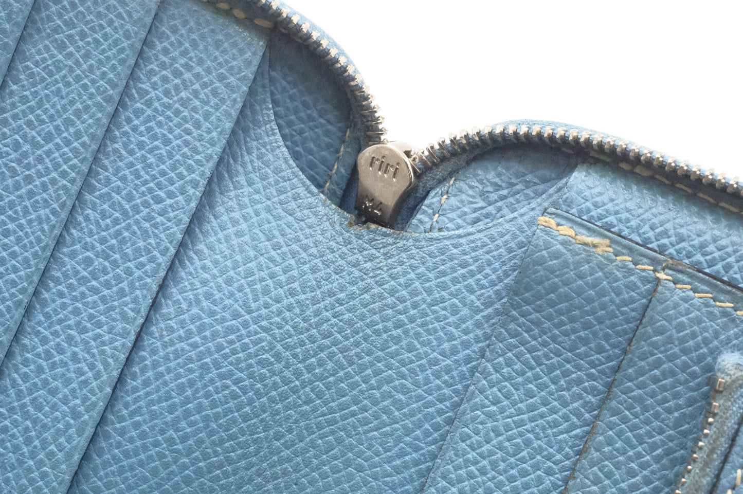 Hermes Globetrotter Zip Agenda in Blue Leather
