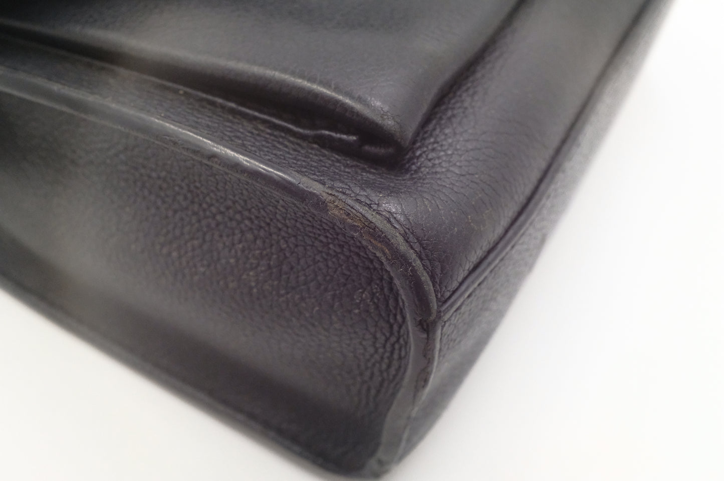 Louis Vuitton MyLockMe Chain Pochette in Black Leather