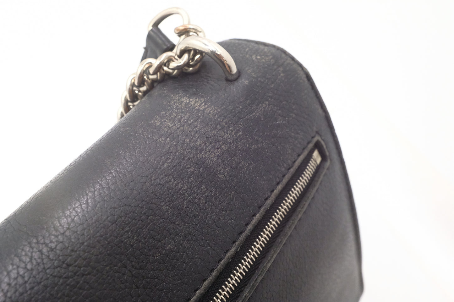 Louis Vuitton MyLockMe Chain Pochette in Black Leather
