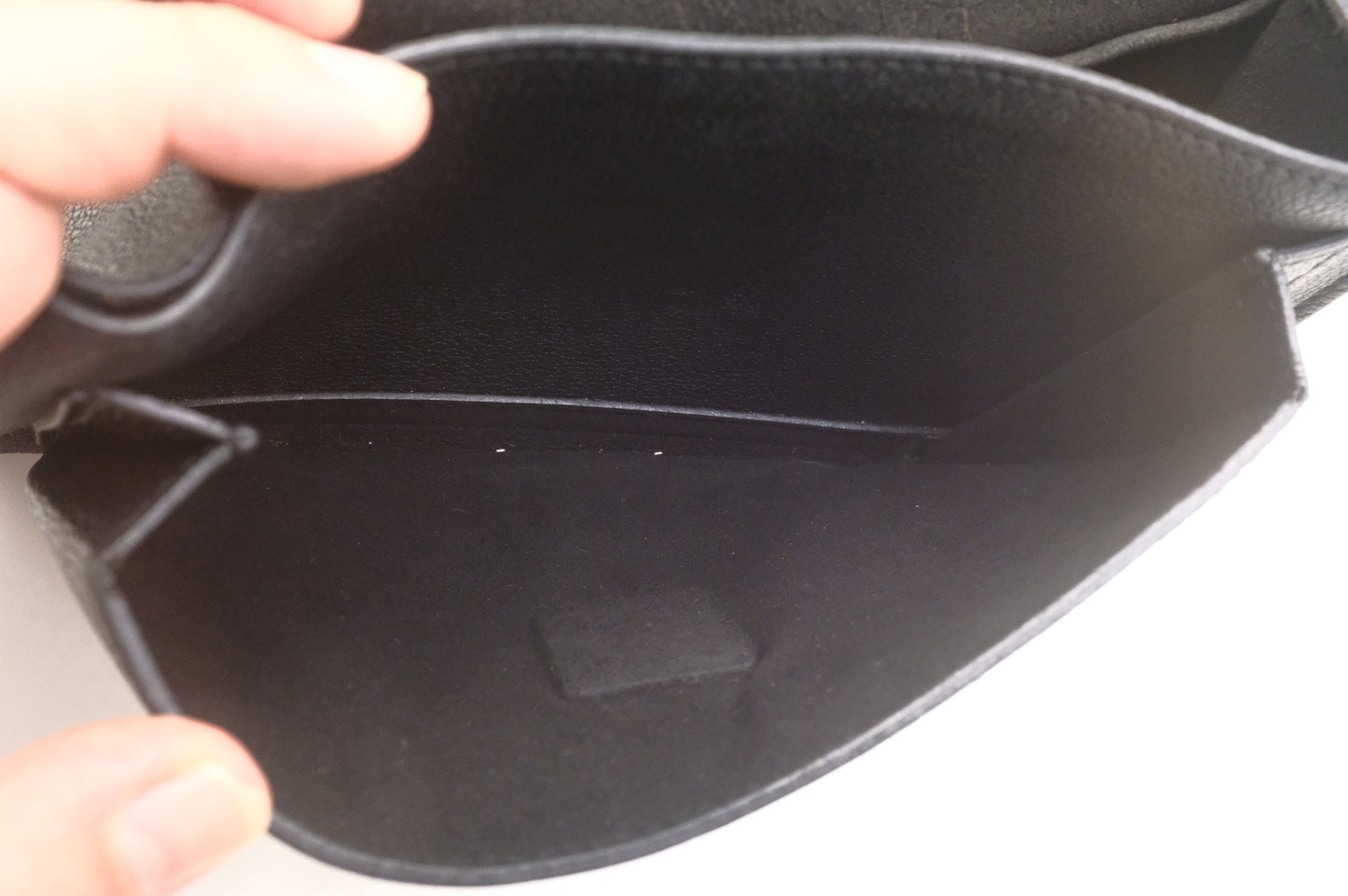 Louis Vuitton MyLockMe Chain Pochette in Black Leather