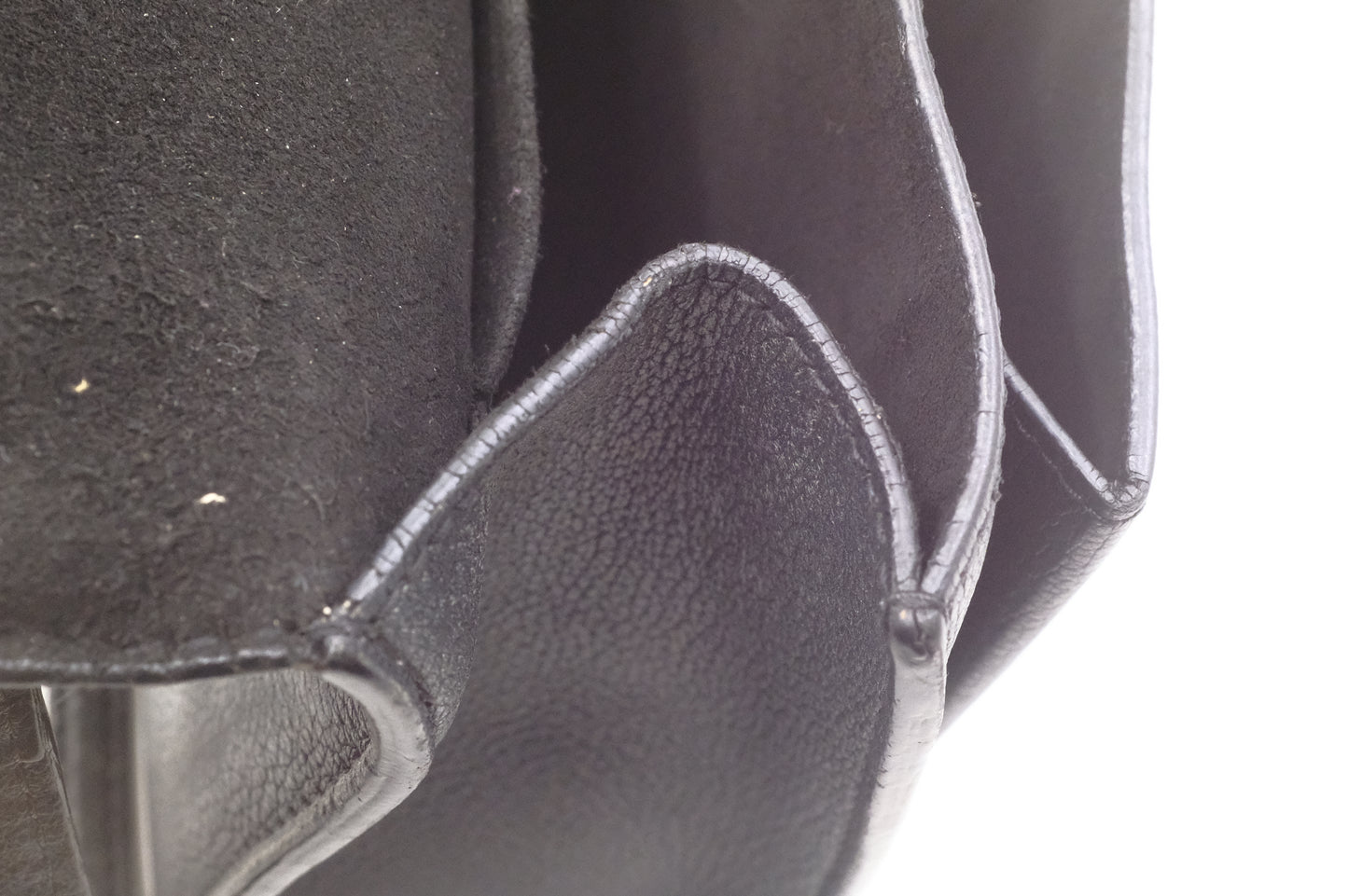 Louis Vuitton MyLockMe Chain Pochette in Black Leather