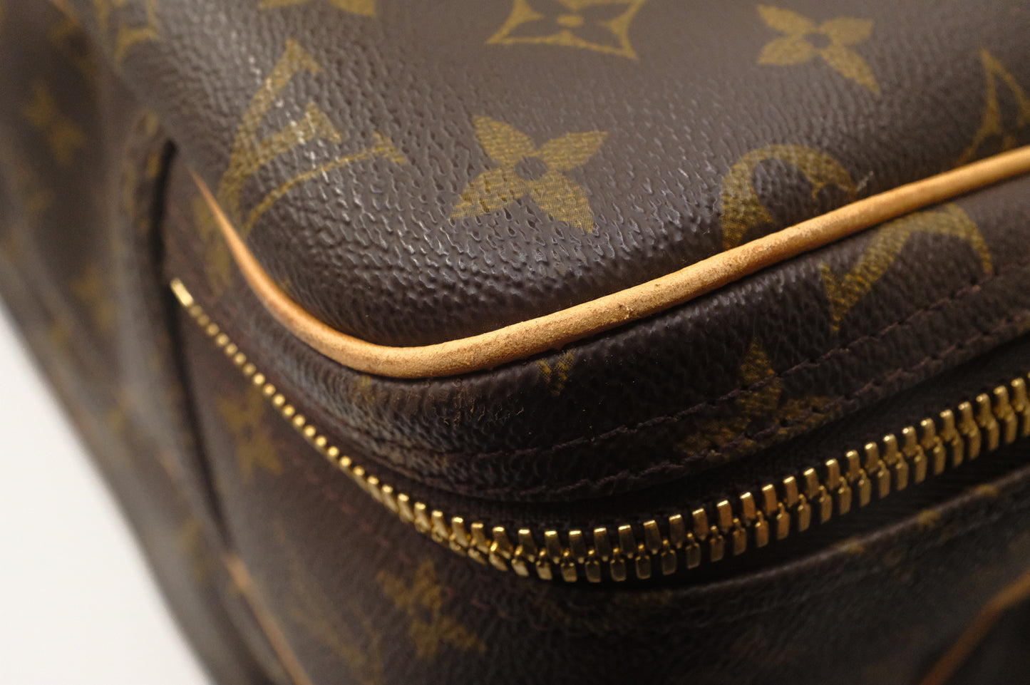 Louis Vuitton Alize 3 Pouches in Monogram Canvas