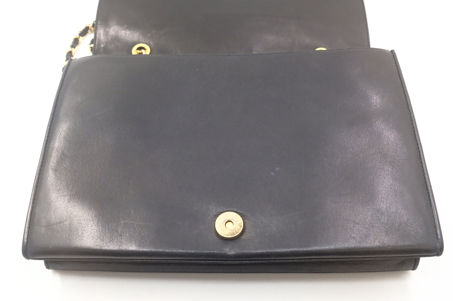 Chanel Shoulder Bag in Black Matelasse Lambskin Leather