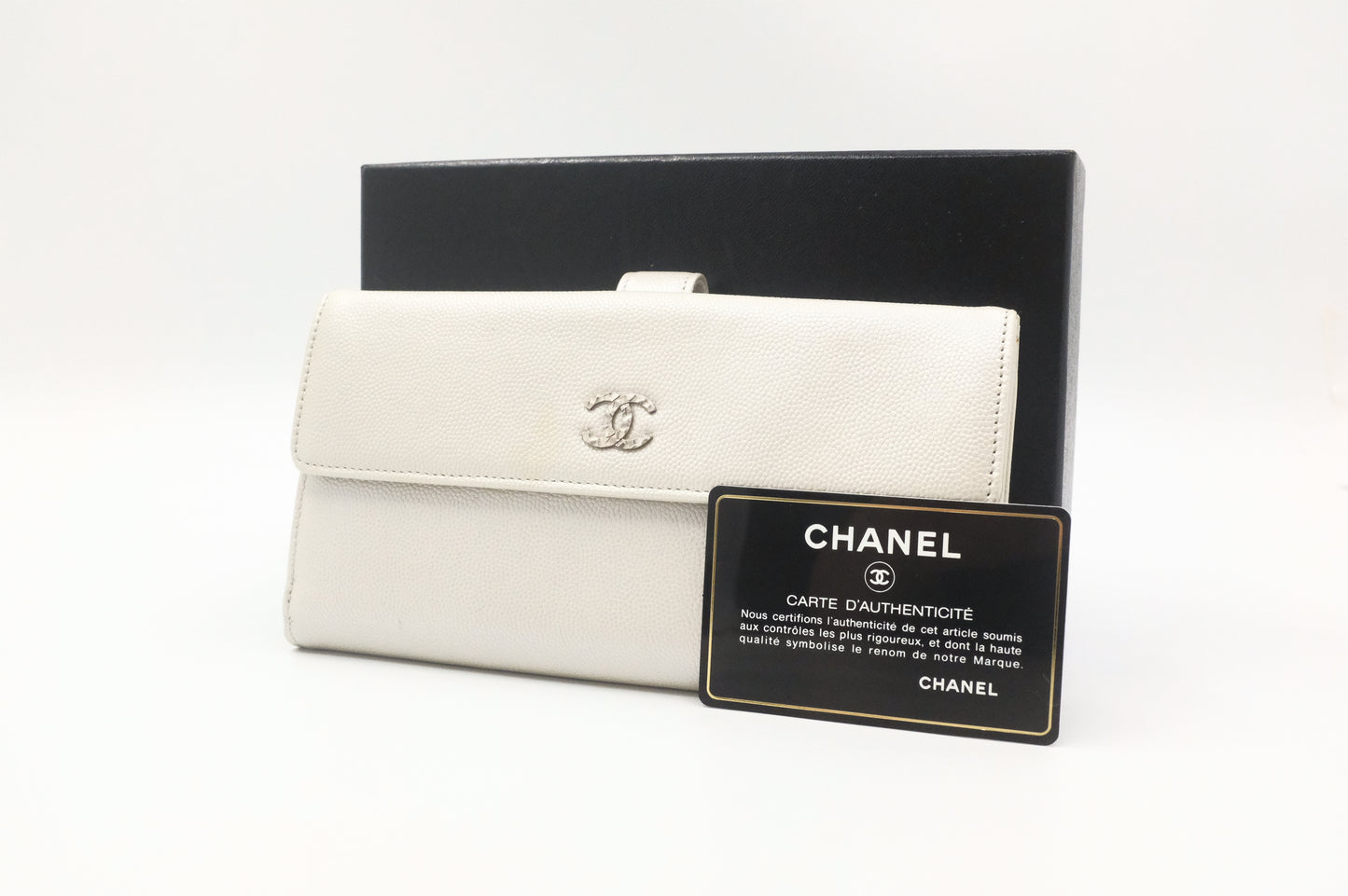 Chanel Long Wallet in Silver Caviar Leather