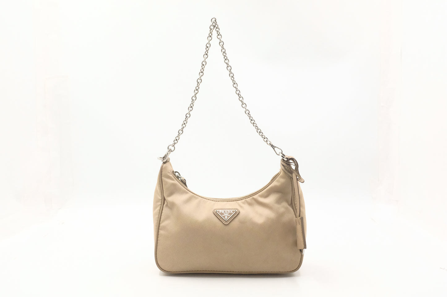 Prada Re-Edition 2005 in Beige Nylon