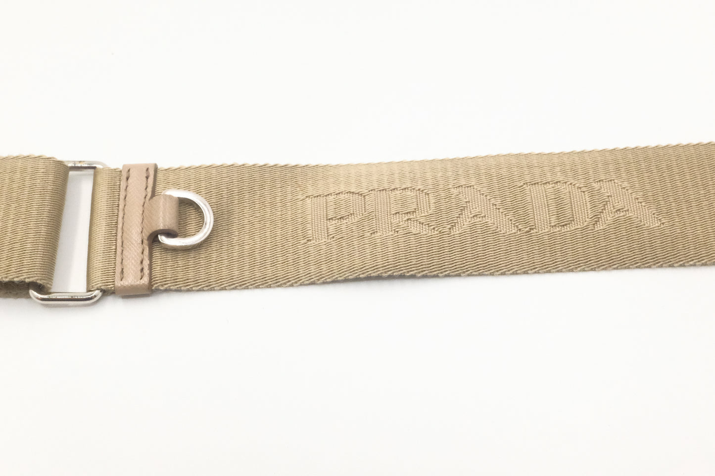 Prada Re-Edition 2005 in Beige Nylon