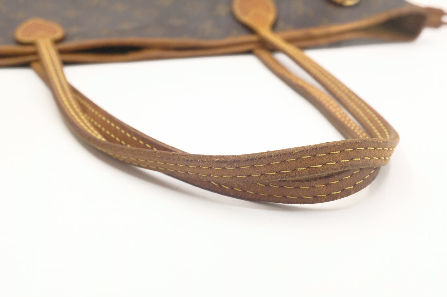 Louis Vuitton Neverfull MM in Monogram Canvas