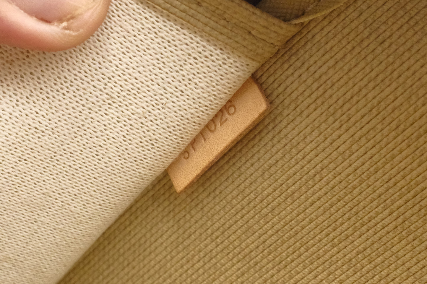 Louis Vuitton Sirius 45 in Monogram Canvas