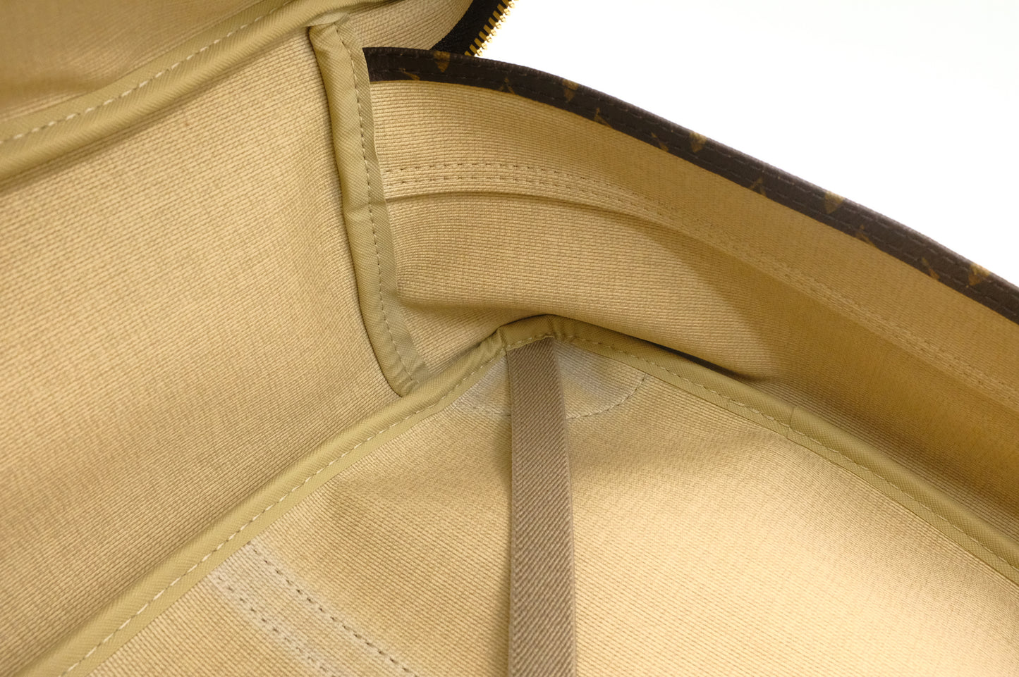 Louis Vuitton Sirius 45 in Monogram Canvas