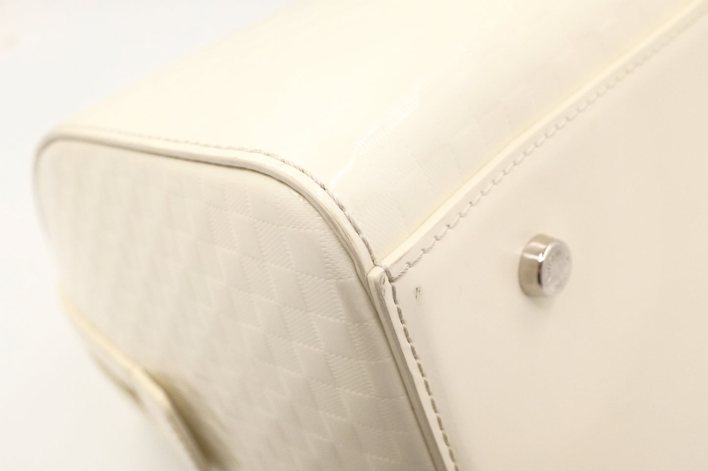 Louis Vuitton Speedy Cube in White Damier Facette Leather