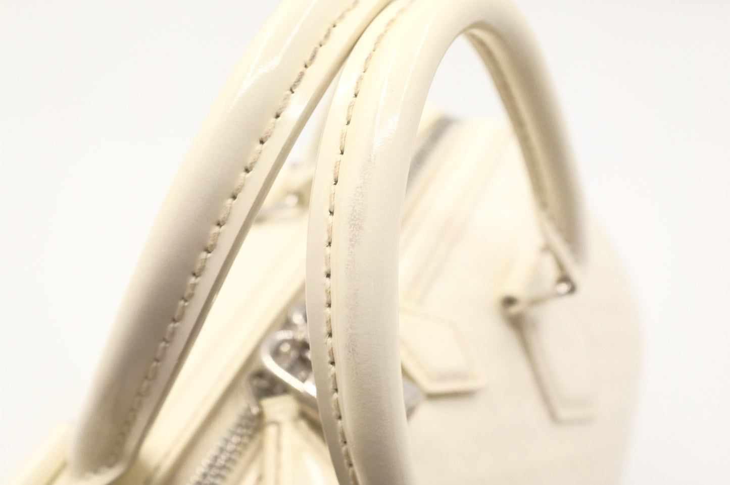 Louis Vuitton Speedy Cube in White Damier Facette Leather
