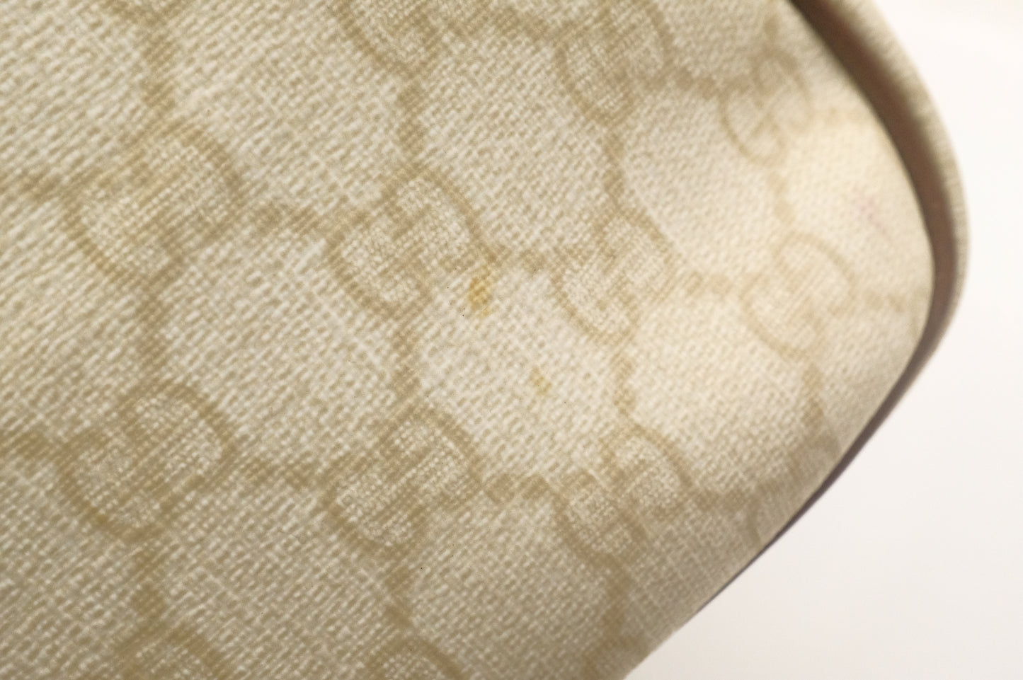 Gucci Boston Bag in Ivory GG Supreme Canvas