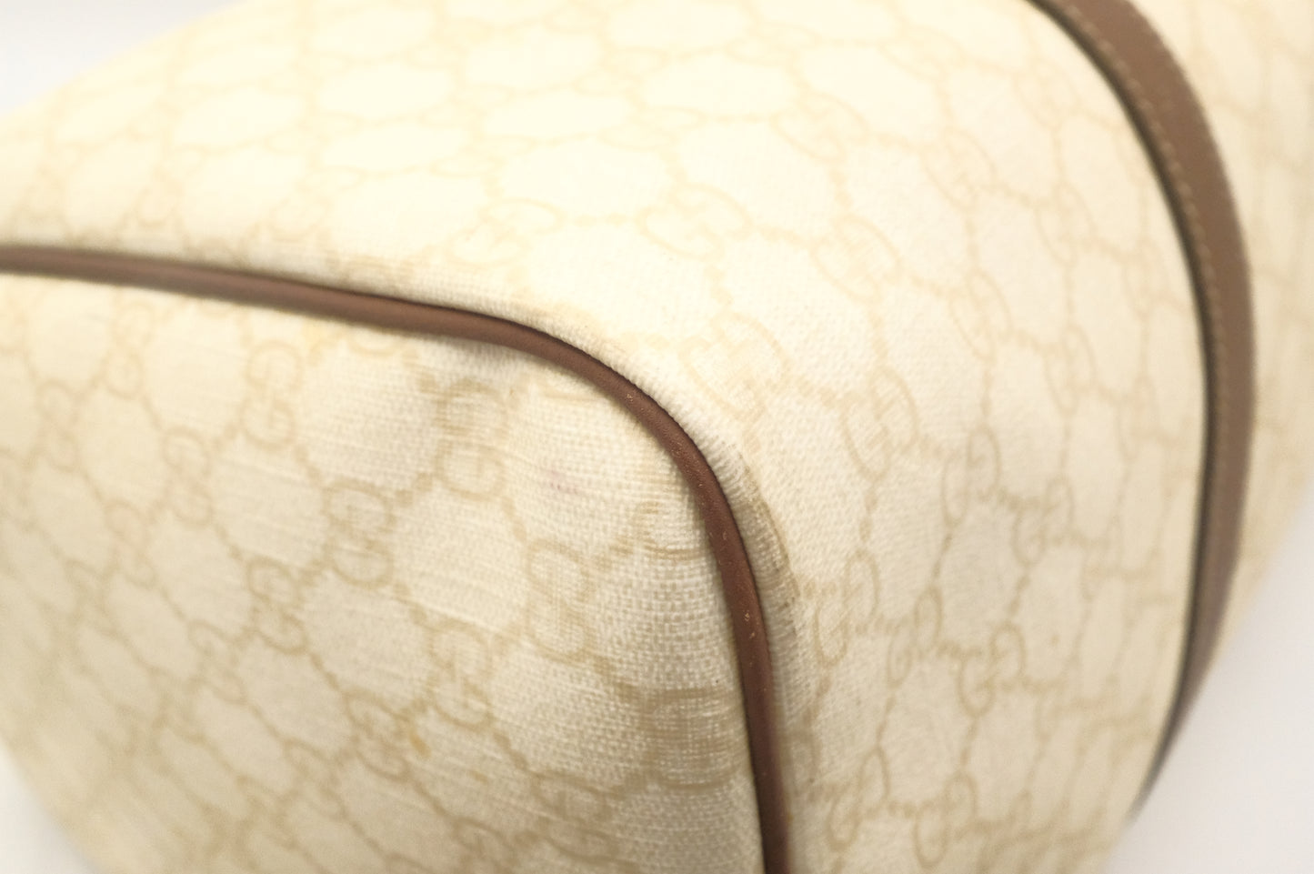 Gucci Boston Bag in Ivory GG Supreme Canvas