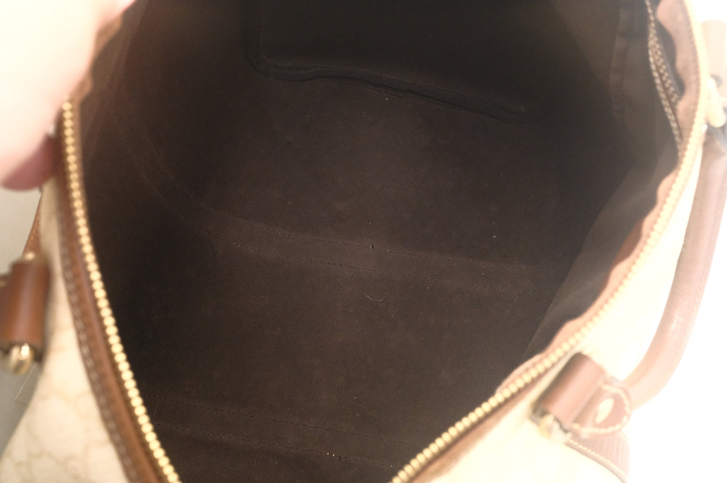 Gucci Boston Bag in Ivory GG Supreme Canvas