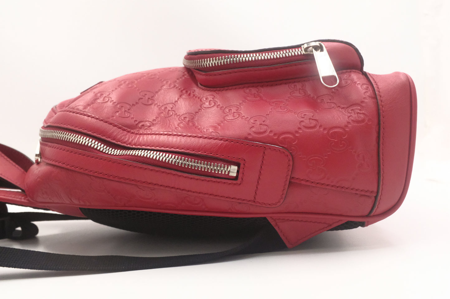 Gucci Backpack in Red Guccissima Leather