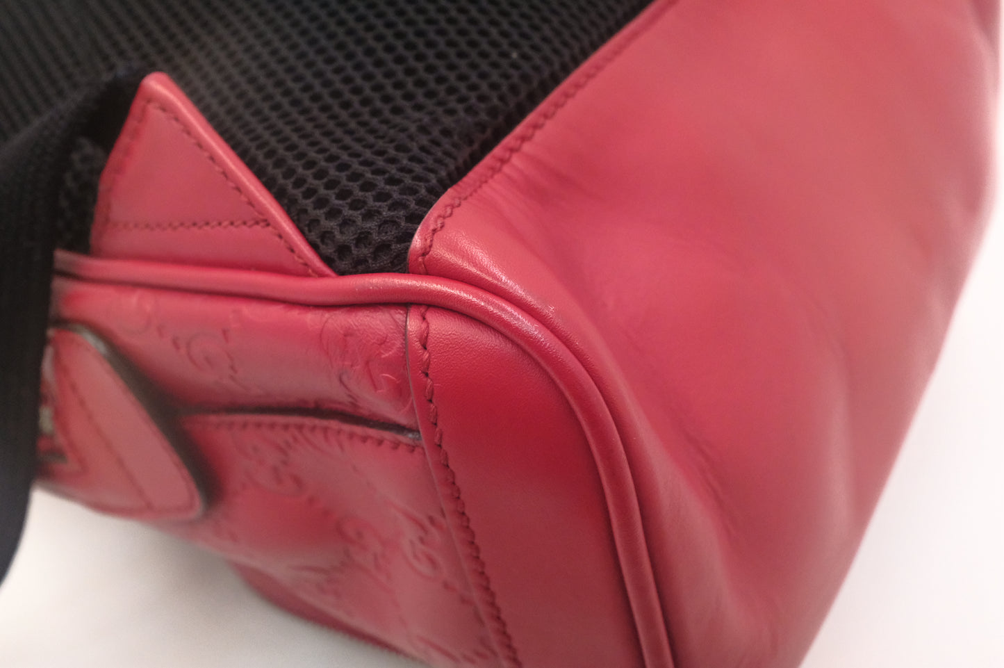 Gucci Backpack in Red Guccissima Leather