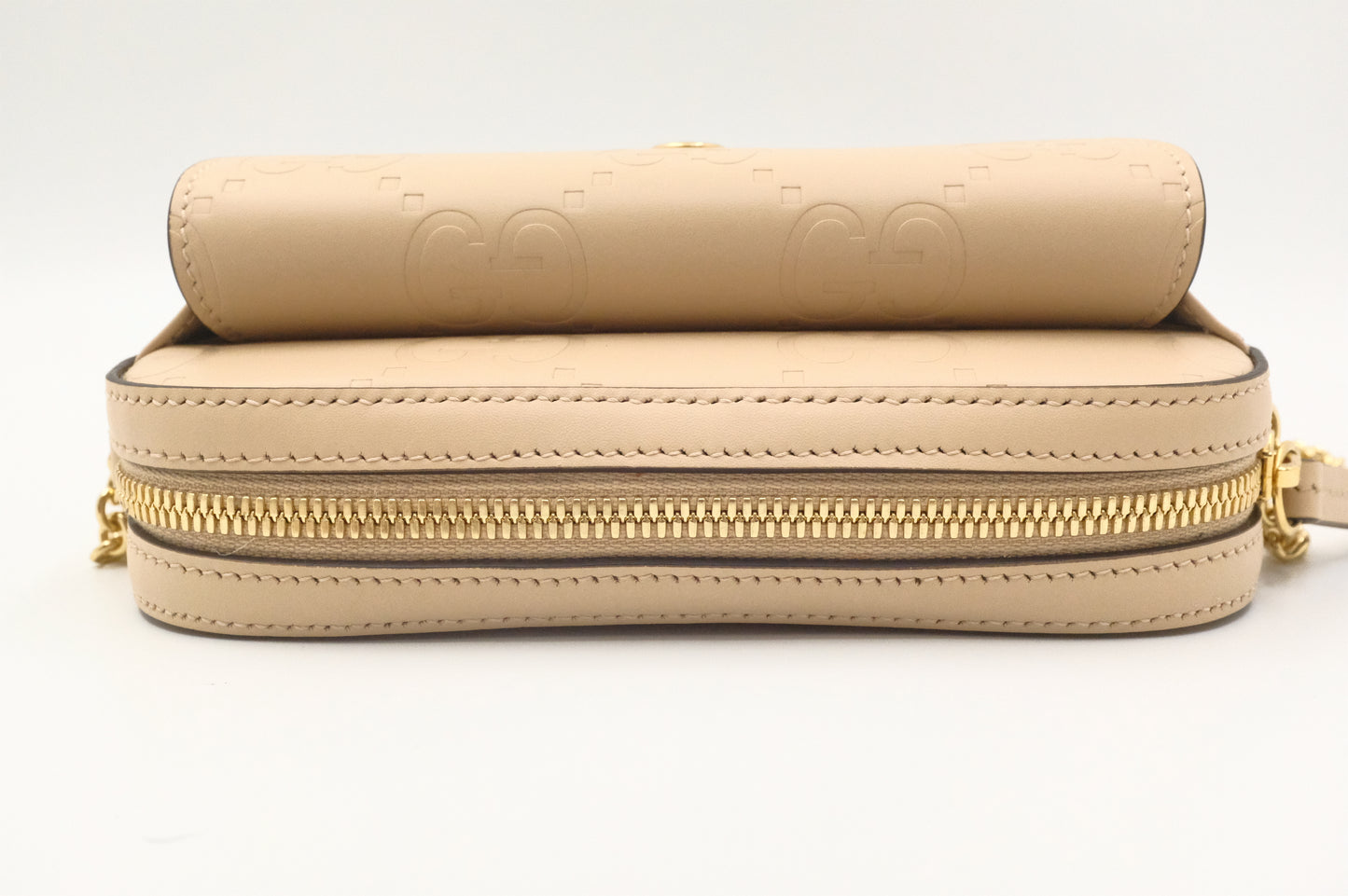 Gucci Mini Shoulder Bag in Ivory Leather