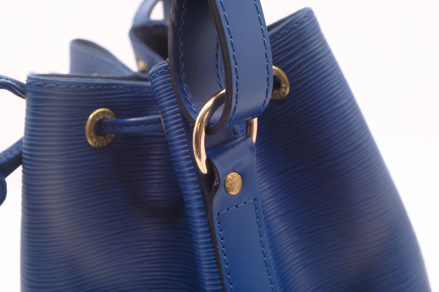 Louis Vuitton Noe in Blue Epi Leather