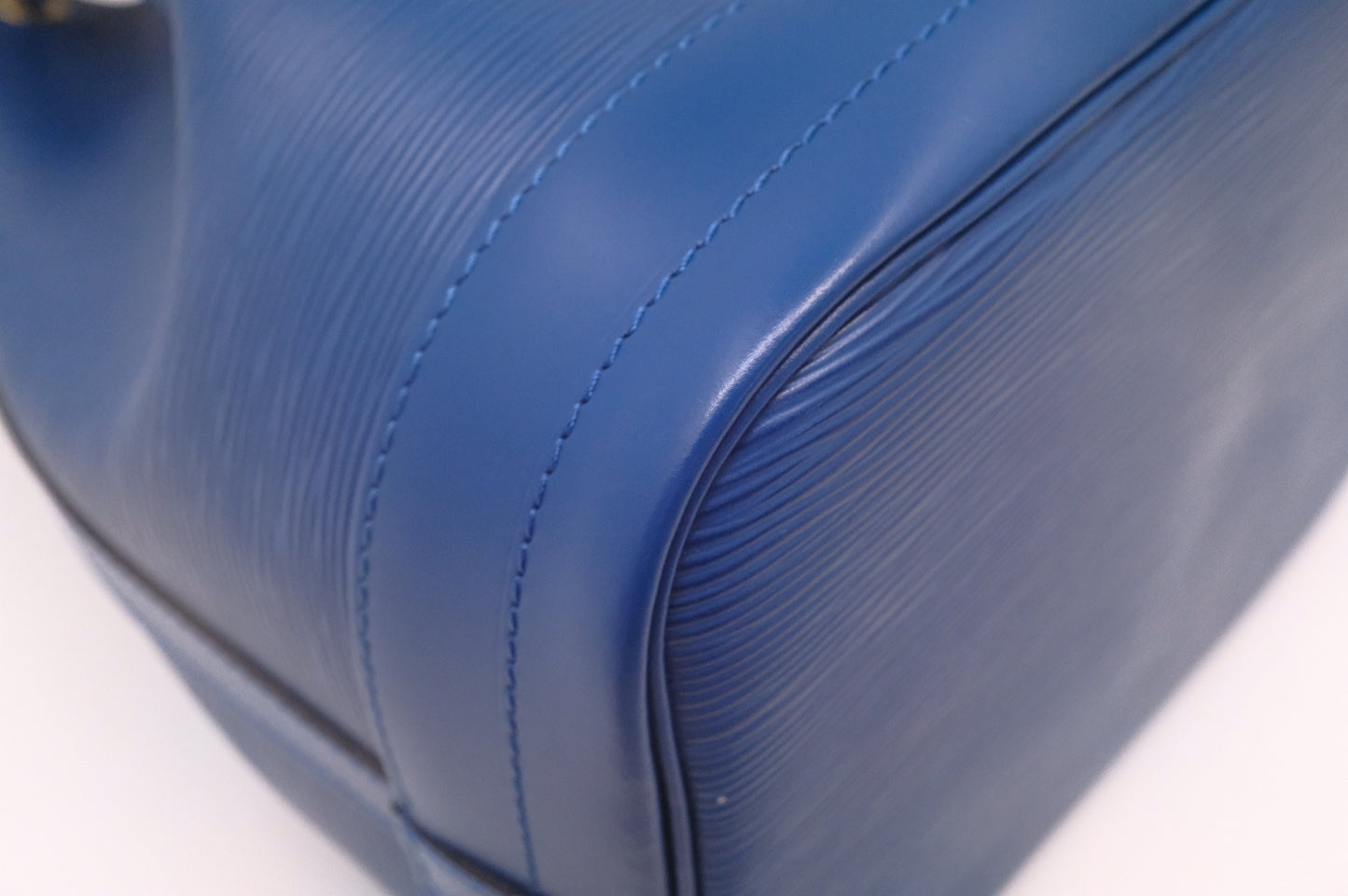 Louis Vuitton Noe in Blue Epi Leather