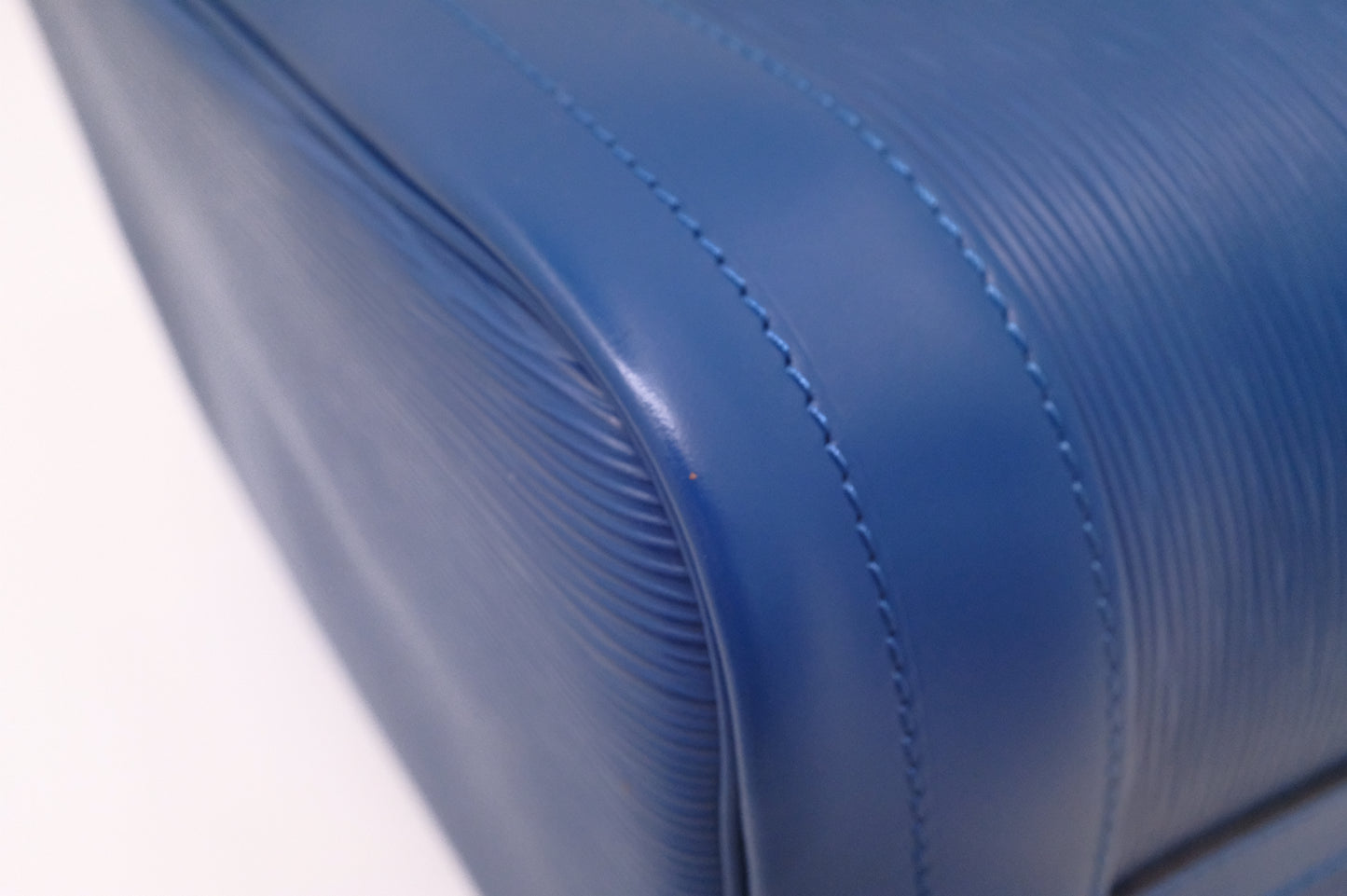 Louis Vuitton Noe in Blue Epi Leather