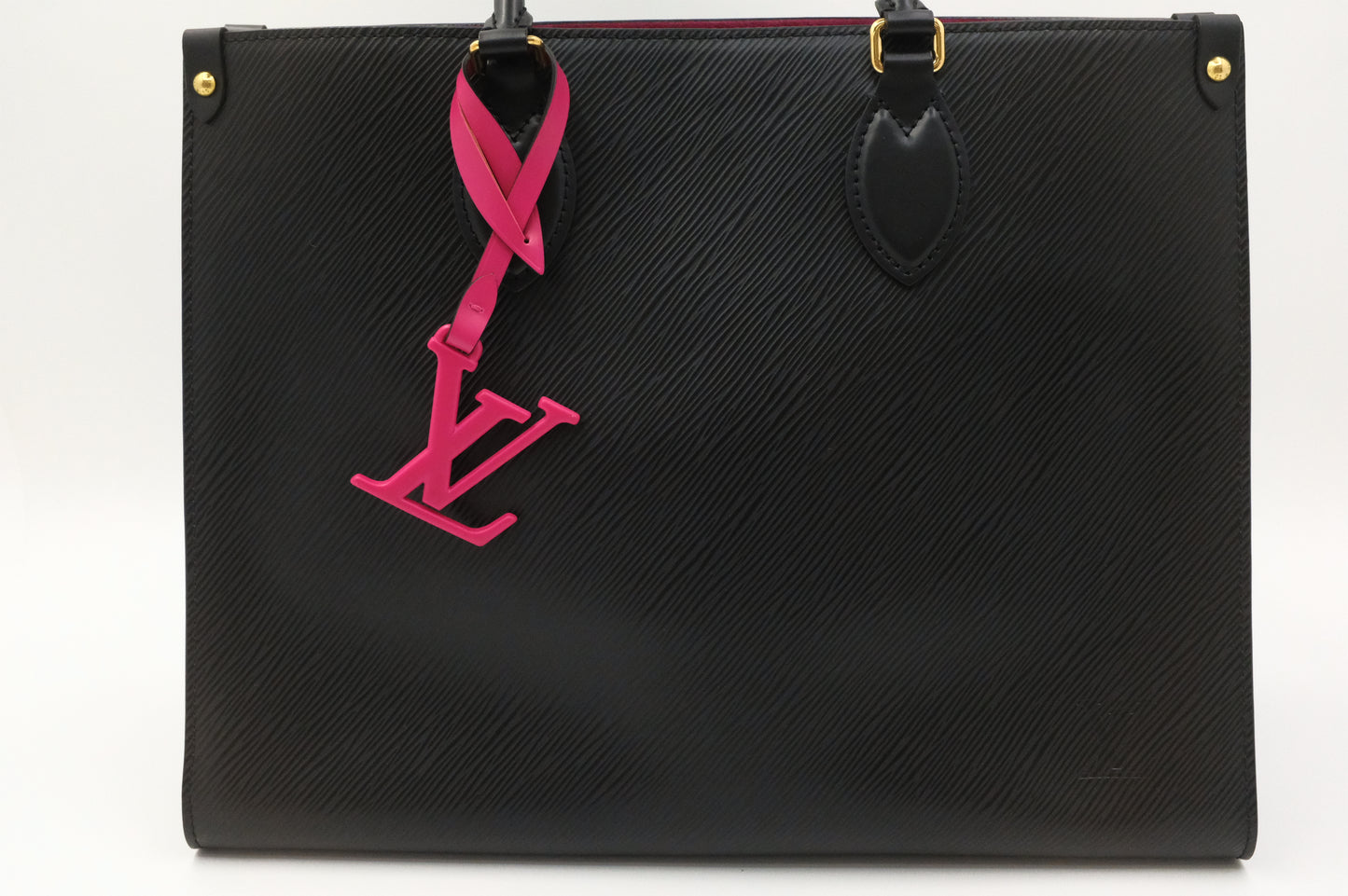Louis Vuitton OnTheGo MM in Black Epi Leather