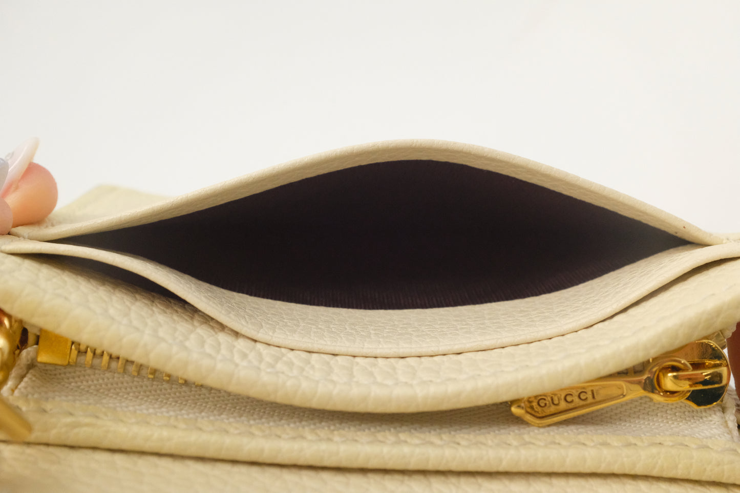 Gucci Zumi Chain Wallet in Cream Leather