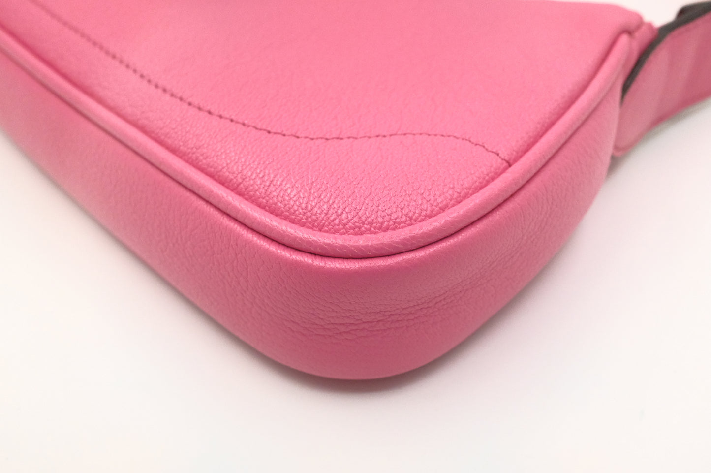 Gucci Small Aphrodite in Pink Leather