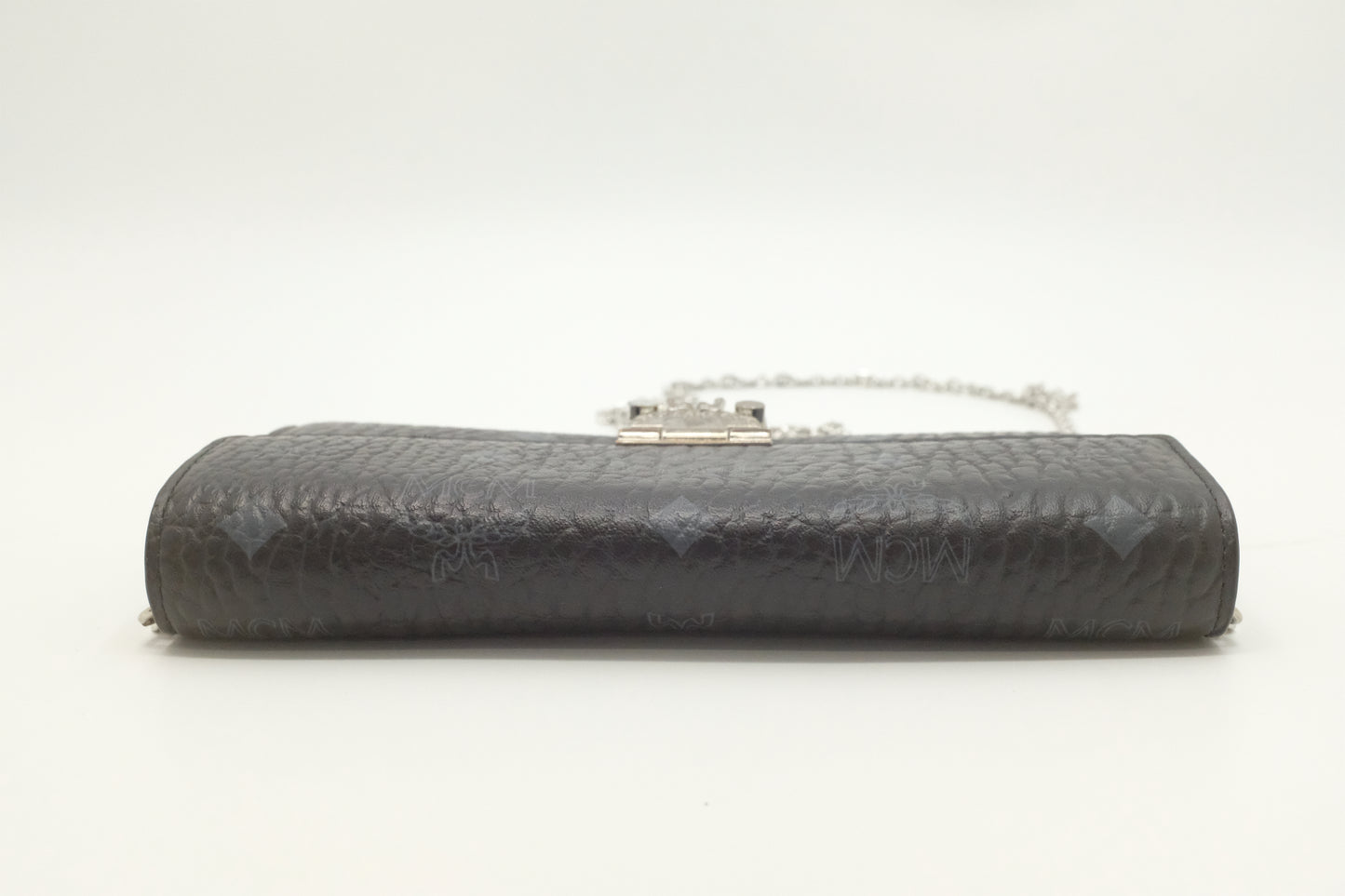 MCM Wallet on Chain in Black Visetos Canvas