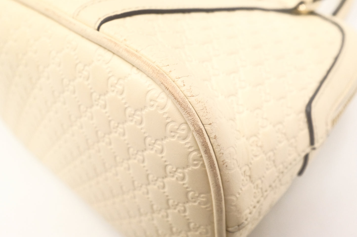 Gucci Mini Dome Shoulder Bag in White Micro Guccissima Leather