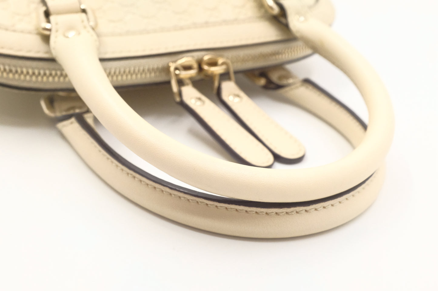 Gucci Mini Dome Shoulder Bag in White Micro Guccissima Leather