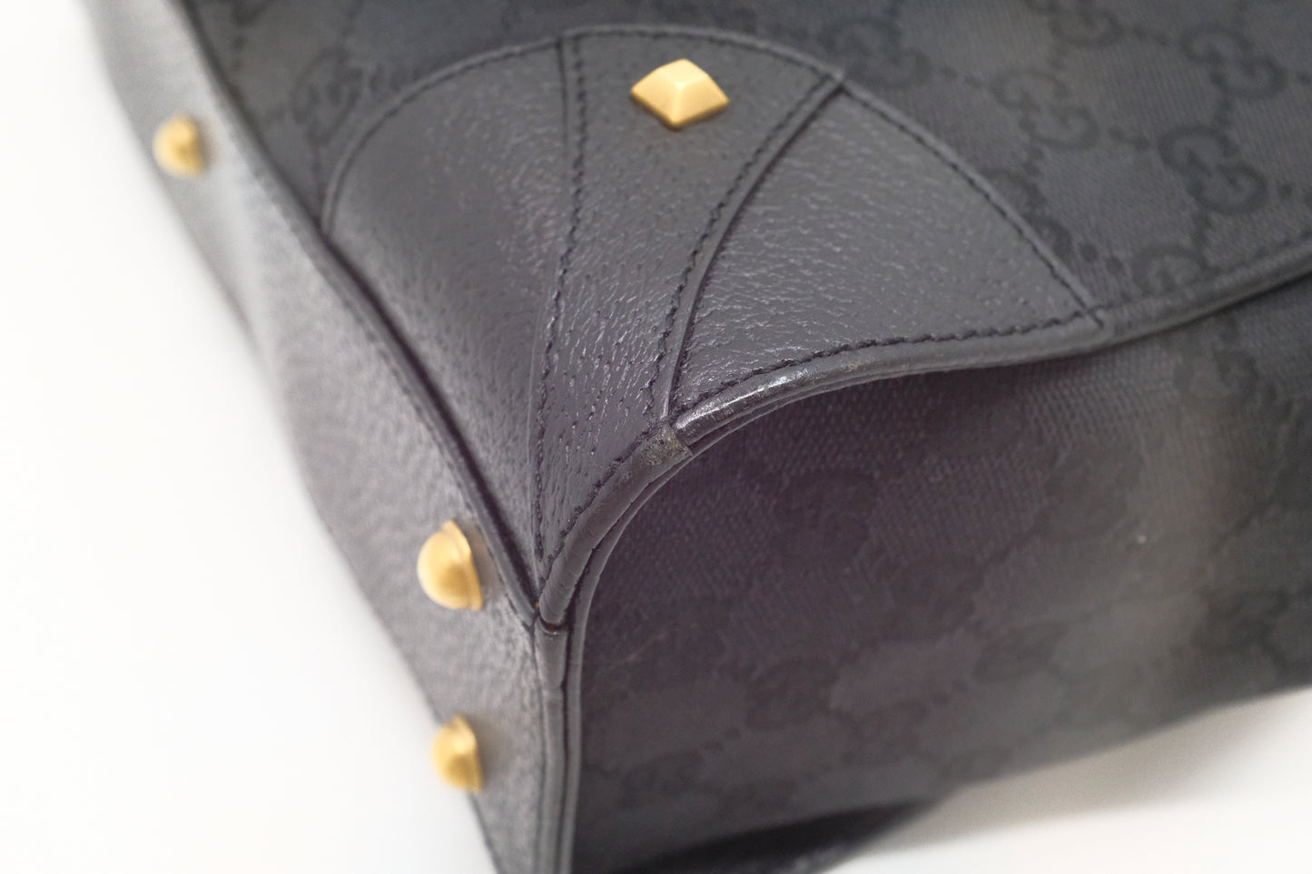 Gucci Handbag in Black GG Canvas