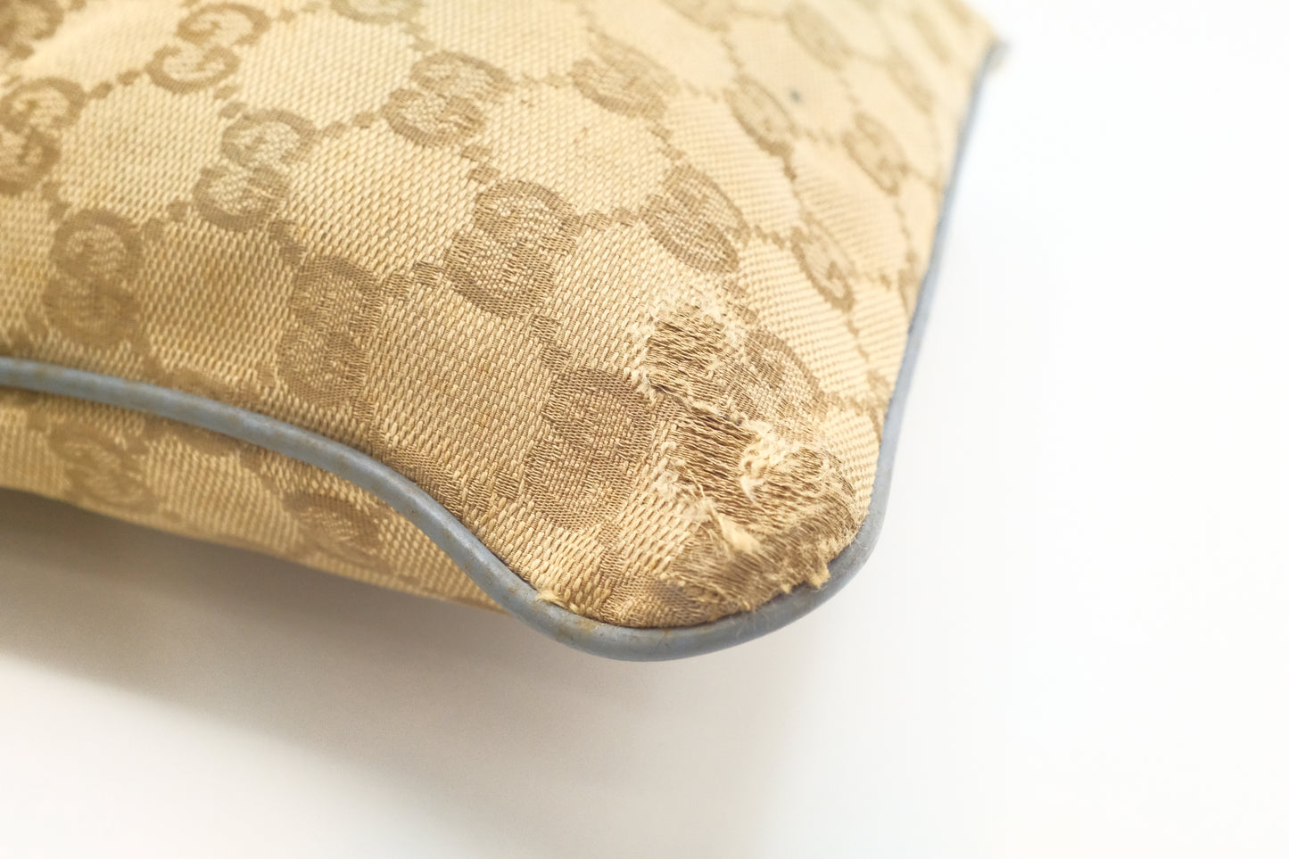 Gucci Crossbody in GG Canvas and Blue Leather