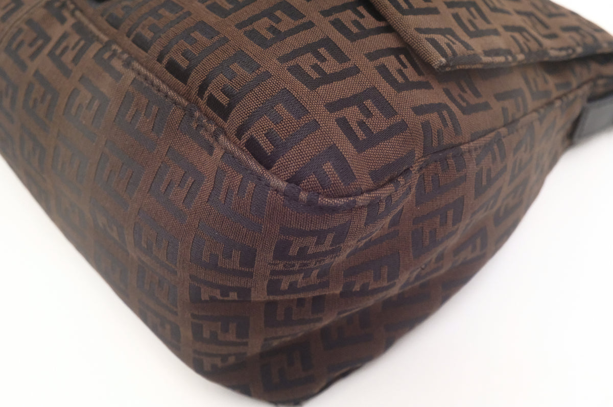 Fendi Mamma Baguette in Dark Brown Zucchino Canvas