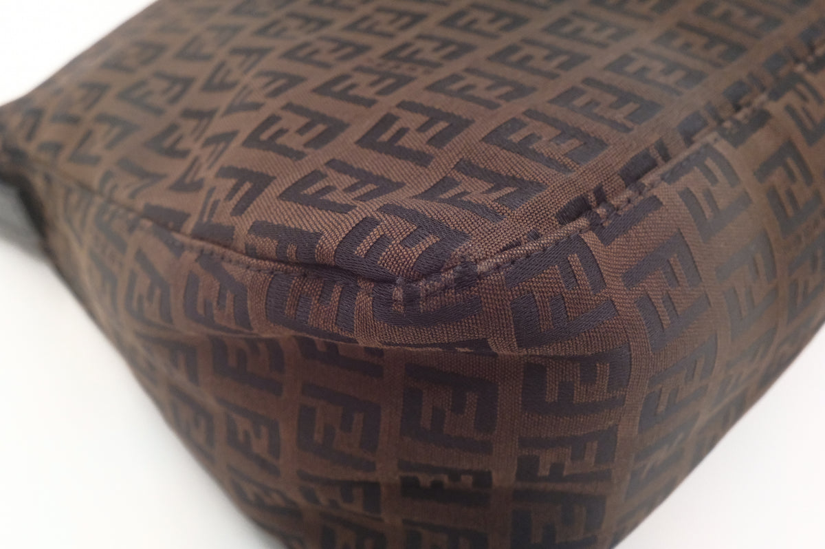 Fendi Mamma Baguette in Dark Brown Zucchino Canvas