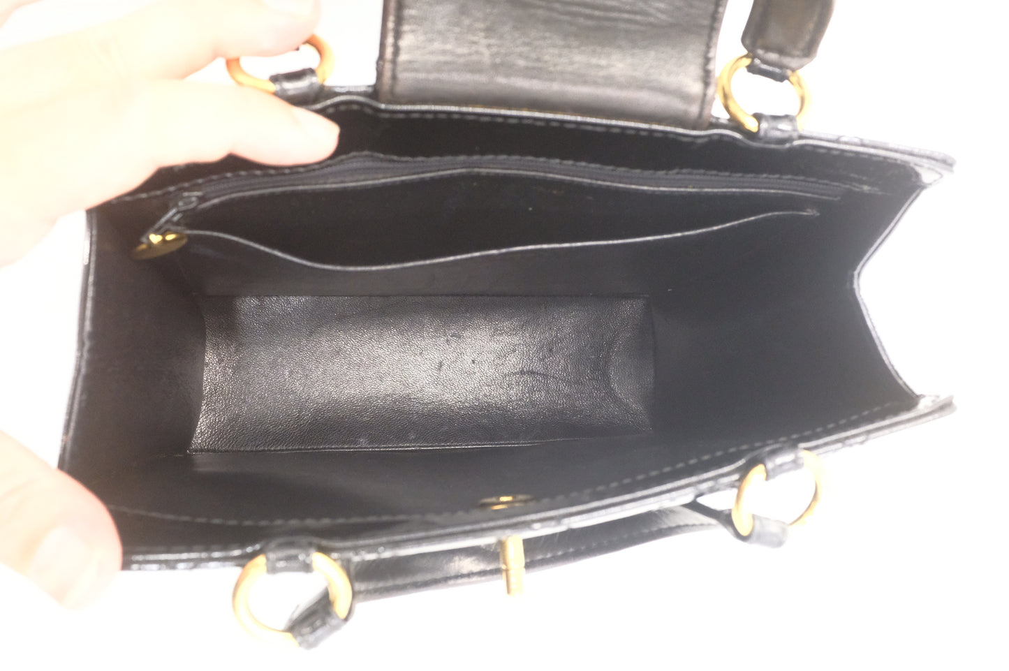 Chanel Handbag in Black Matelasse Patent Leather