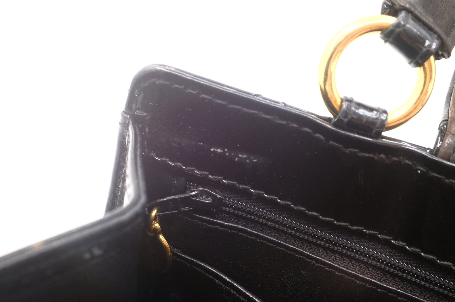 Chanel Handbag in Black Matelasse Patent Leather
