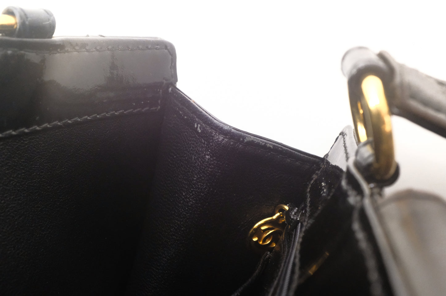 Chanel Handbag in Black Matelasse Patent Leather