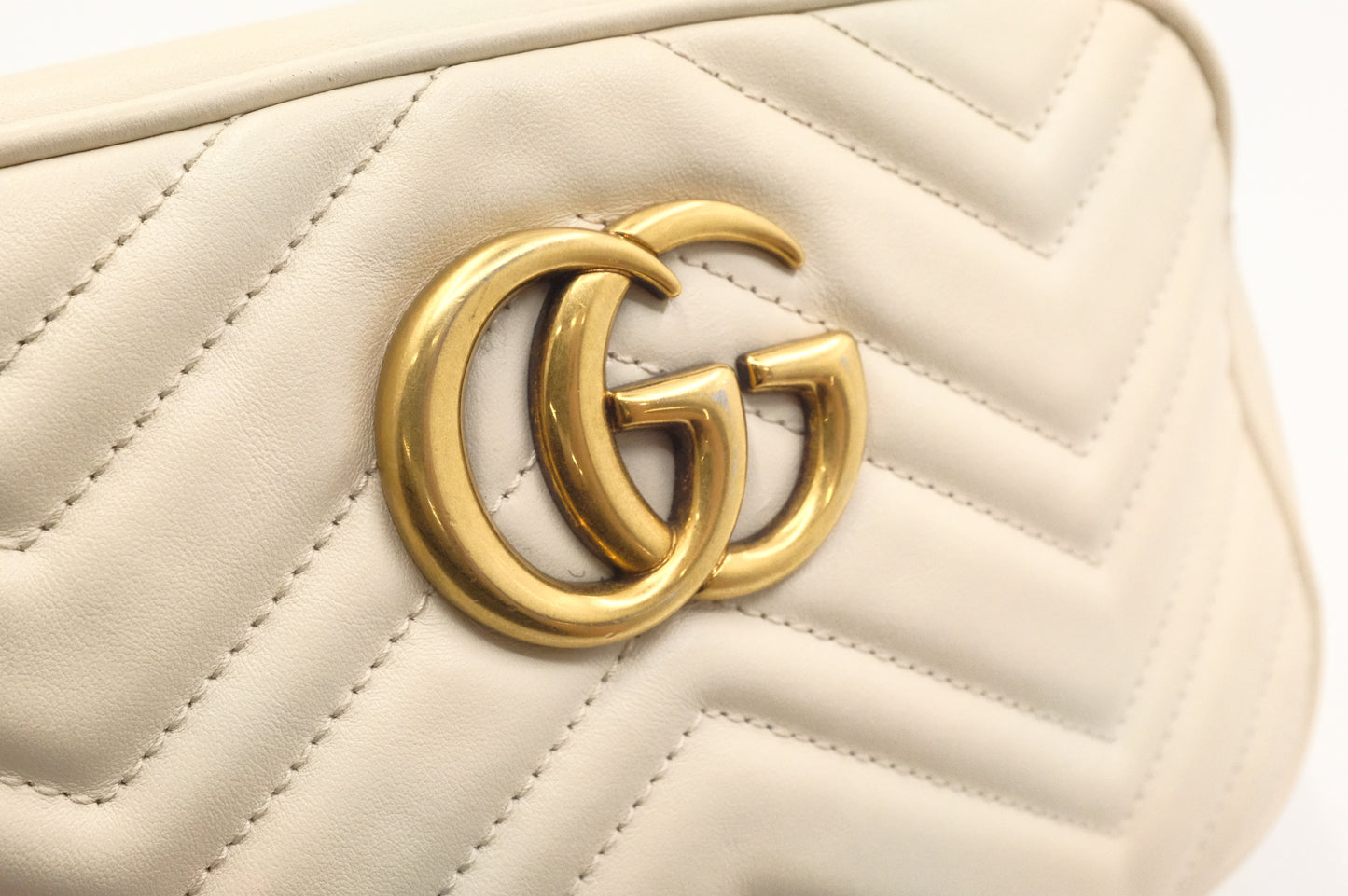 Gucci Marmont Crossbody in White Leather