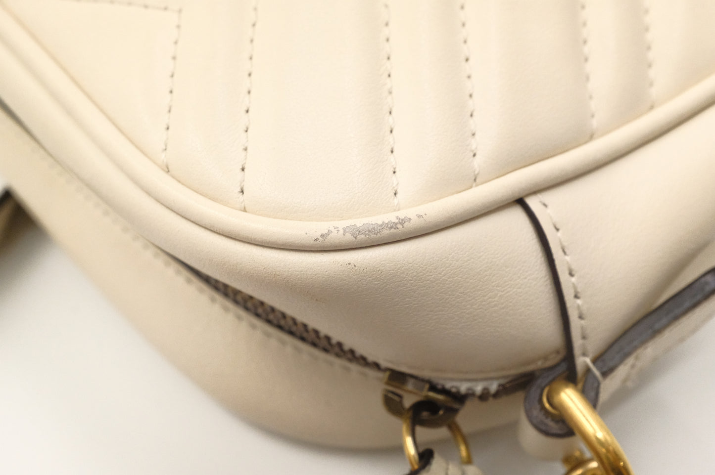 Gucci Marmont Crossbody in White Leather