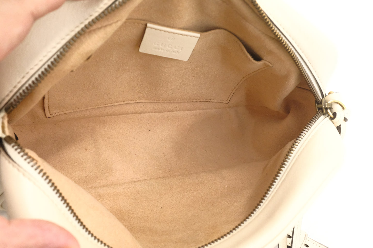 Gucci Marmont Crossbody in White Leather