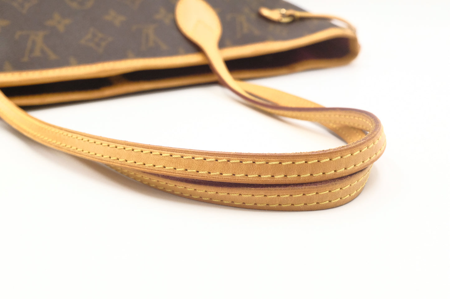 Louis Vuitton Neverfull MM in Monogram Canvas