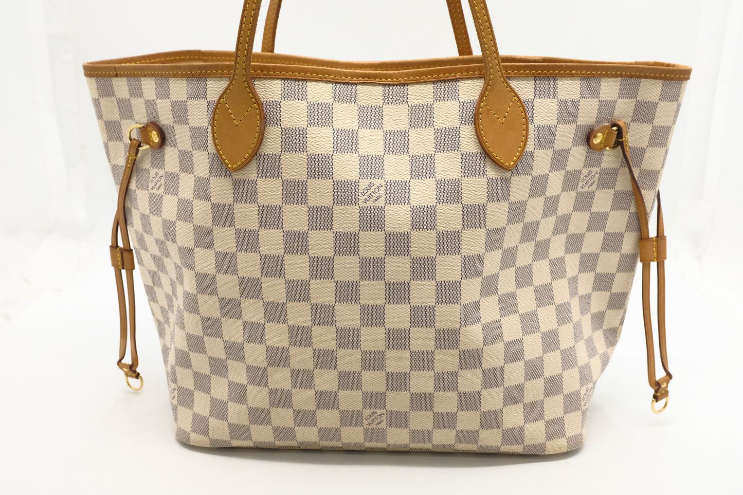 Louis Vuitton Neverfull MM in Damier Azur Canvas