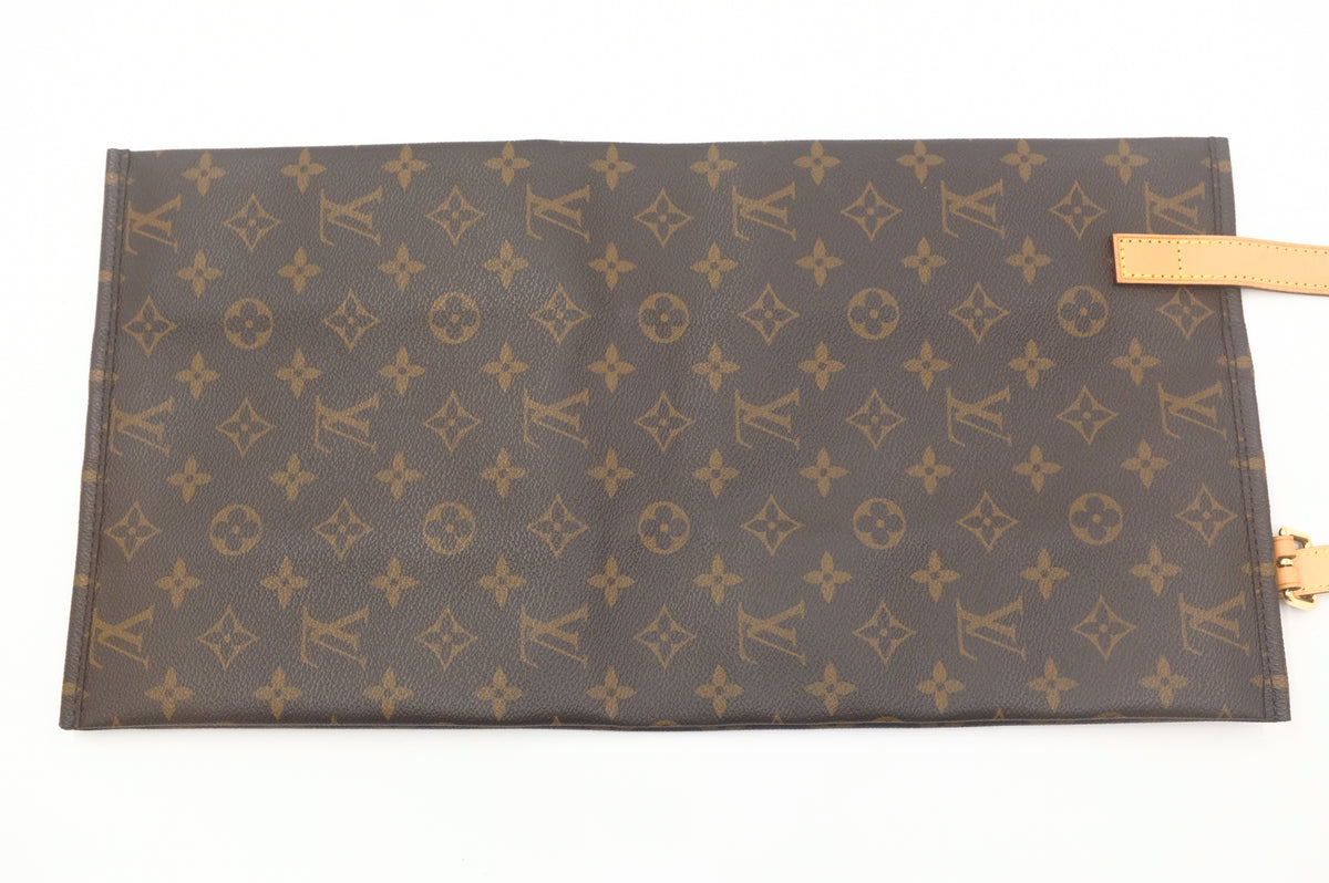 Louis Vuitton Shoe Pouch in Monogram Canvas