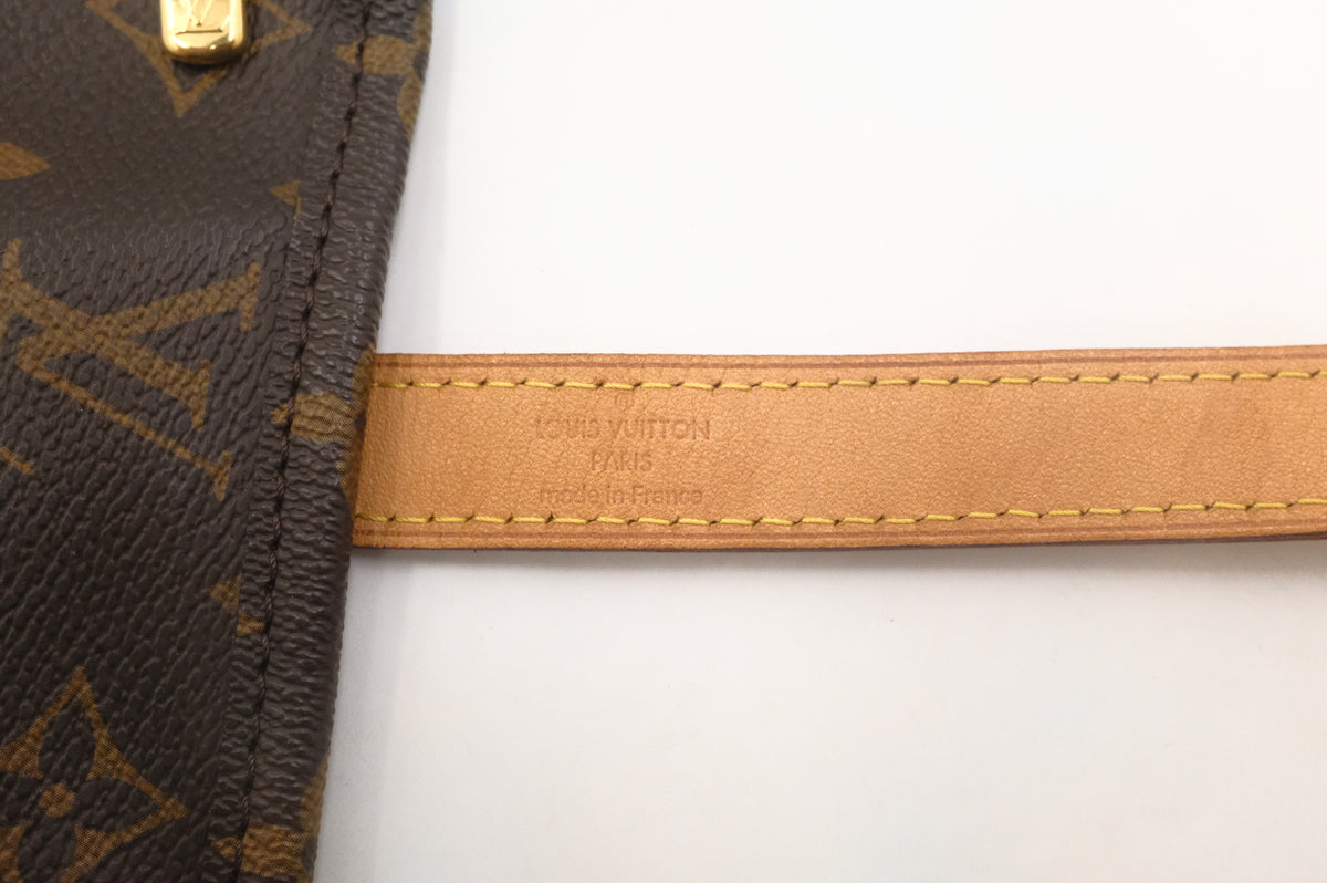 Louis Vuitton Shoe Pouch in Monogram Canvas