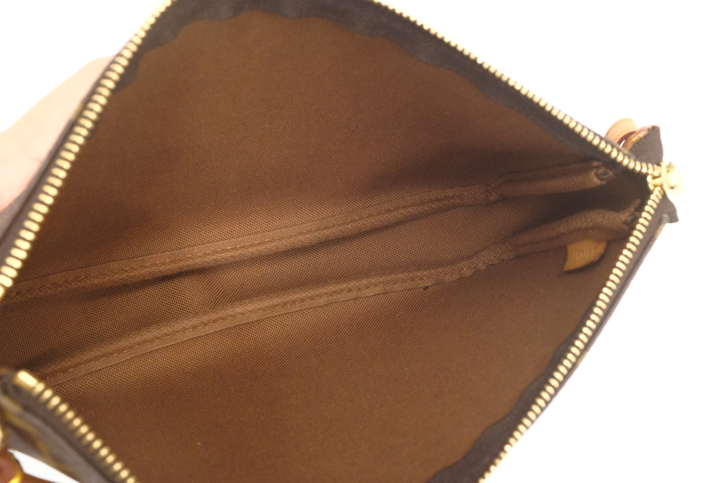 Louis Vuitton Pochette Accessoires in Monogram Canvas