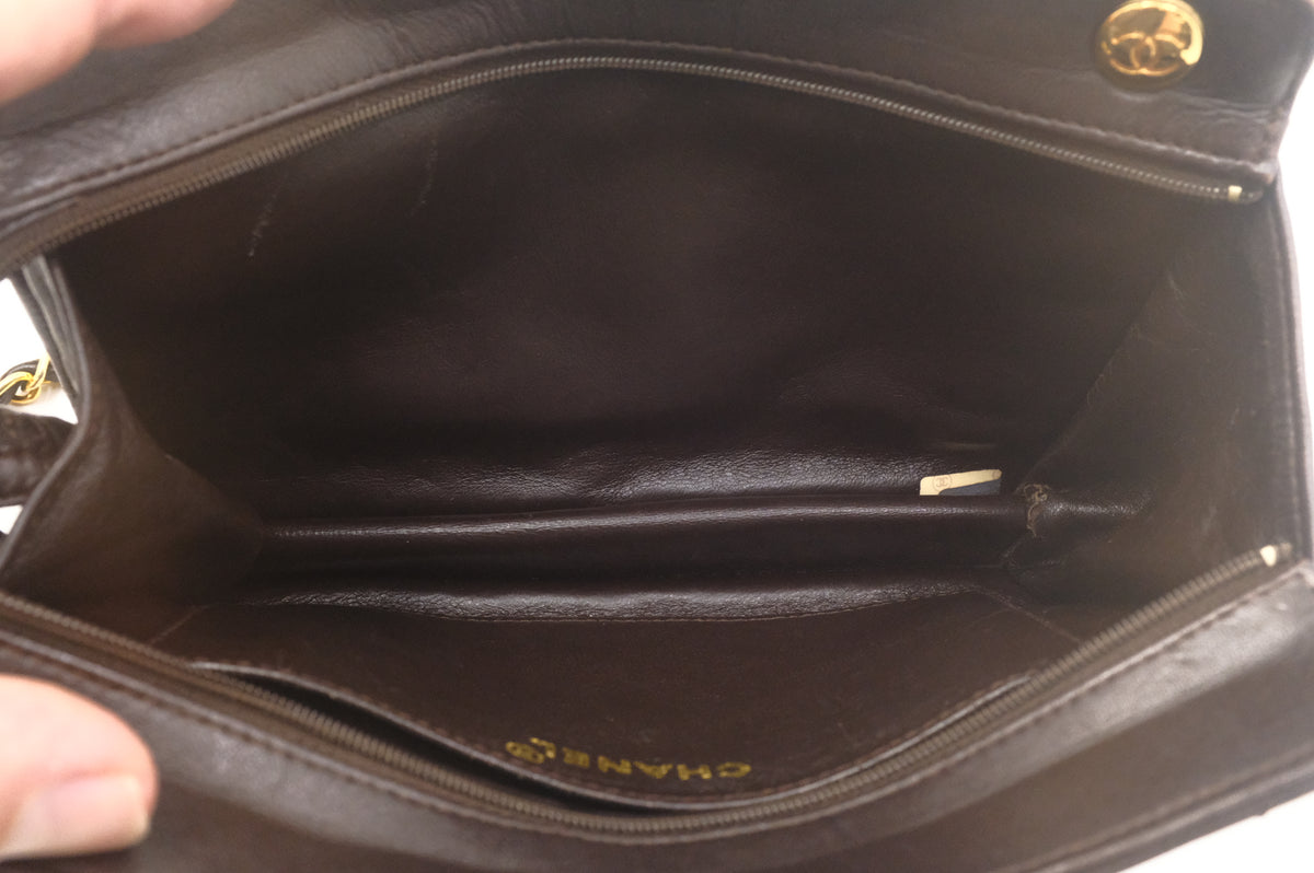 Chanel Chevron Crossbody in Brown Leather